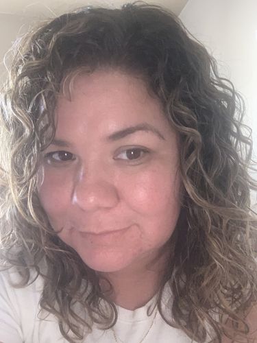 Customer photo review of Hair Growth Serum for Curly Hair with Organic Hemp Seed Oil and Watermelon Fragrance