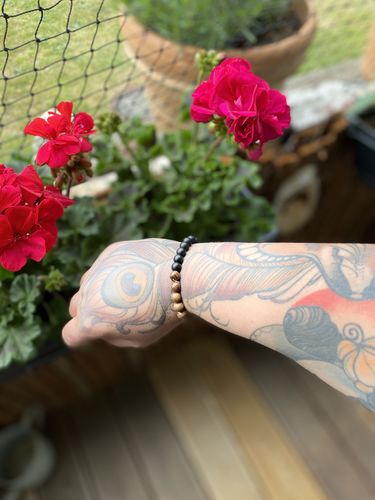 Customer photo review of Zedernholz Armband