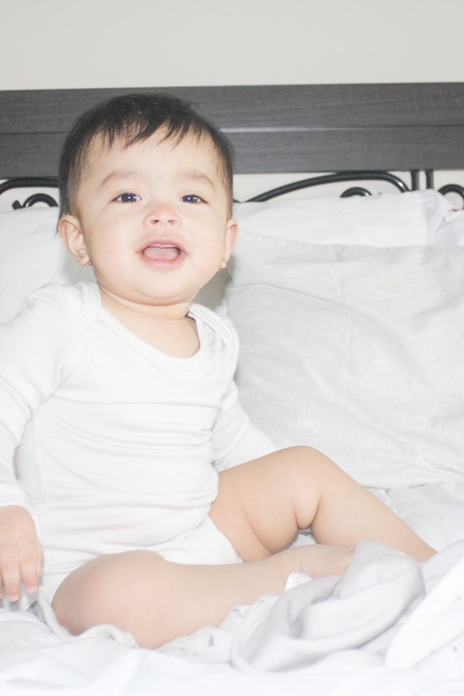 Customer photo review of Baby Bodysuit, Long Sleeve, Merino Wool, Oat