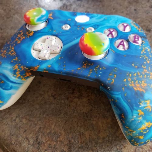Customer photo review of Fusion - XBOX One Controller Skin