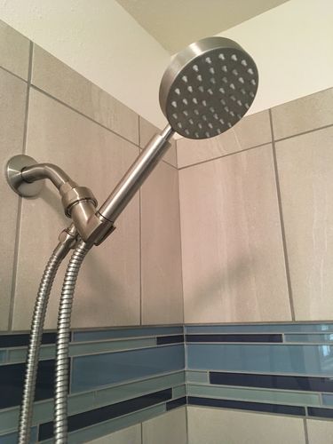 Customer photo review of 1-Spray Handheld Shower Head Set