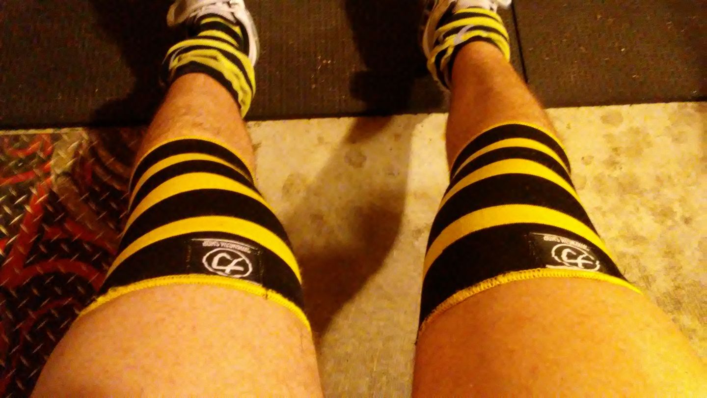 Customer photo review of Strength Shop Thor Knee Sleeves - Double Ply