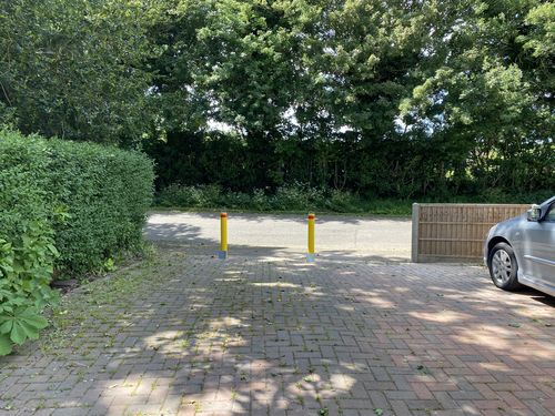 Customer photo review of R14 Telescopic Bollard