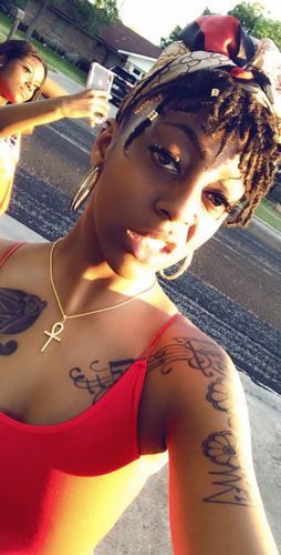 Customer photo review of Dainty ANKH Necklace