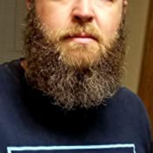 Customer photo review of Manly Groomer Beard Oil