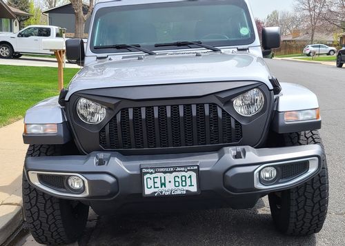 Customer photo review of Vader Grille w/ Mesh - Matte Black (18-20 Jeep Wrangler JL & Gladiator JT)