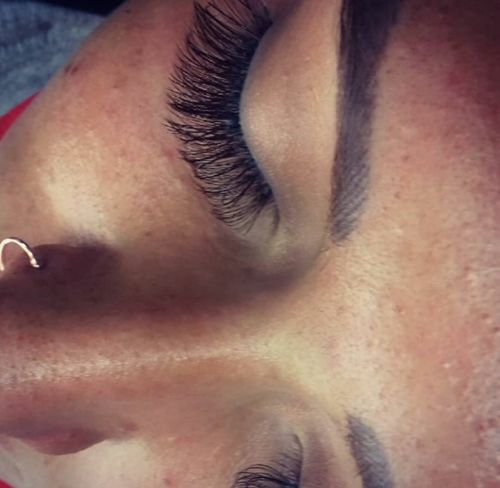 Customer photo review of 20D 0.05 SHORT STEM Russian Volume (16 Lines)