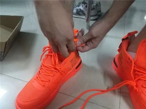 Customer photo review of Umfrey Corsi Sneakers