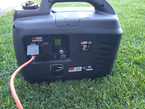 Customer photo review of Generator 4KW Pure Sine Wave Inverter Redback RB4, Remote Start, LCD, Trolley