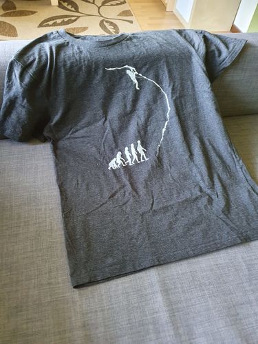 Customer photo review of Evolution Klettern  - Herren Premium Organic Shirt
