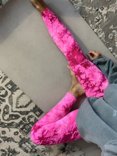 Customer photo review of Venice Legging - Aurora