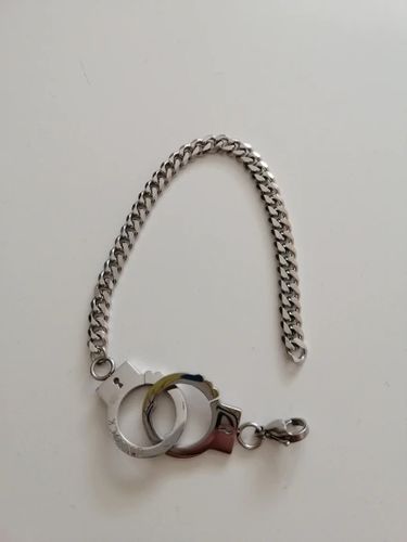 Customer photo review of Hand Cuff 24K Gold Plated Bracelet