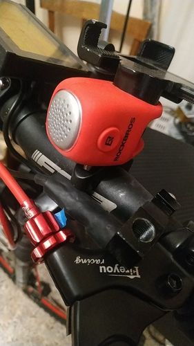 Customer photo review of KLINGELBOSS - neuer Sound statt lahme Fahrradklingel