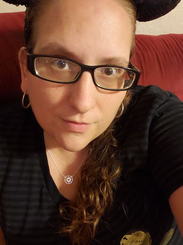 Customer photo review of Fun Wheel Necklace - Silver