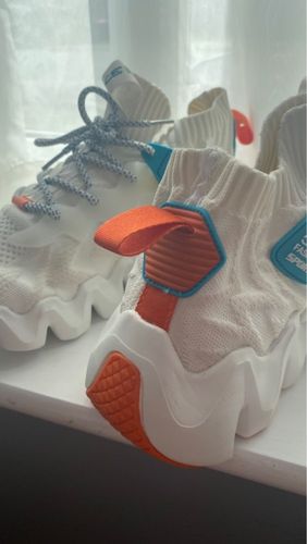 Customer photo review of Frilo 'Wave Shock' W2E Sneakers