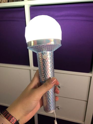 Customer photo review of Official SEVENTEEN Carat Bong Ver2 Light Stick with Bluetooth