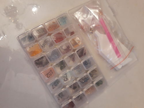 Customer photo review of Boîte de rangement - Accessoire Broderie Diamant