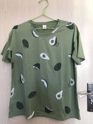 Customer photo review of "AVOCADO" T-SHIRT & SHORTS SET