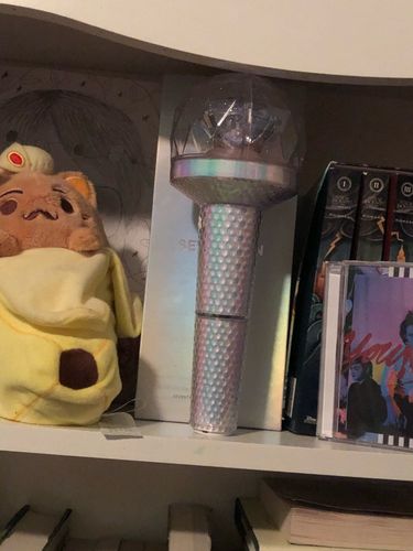 Customer photo review of Official SEVENTEEN Carat Bong Ver2 Light Stick with Bluetooth