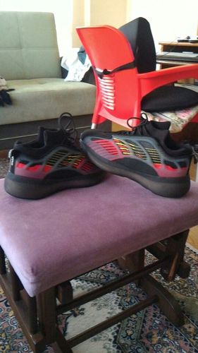 Customer photo review of Louve 'Blaze Luma' Z77 Sneakers