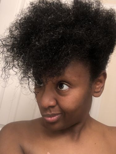 Customer photo review of Curly Hair Wash and Go System with Organic Sweet Almond Oil for Sensitive Skin (Fragrance-Free) (Step 1 - 4)