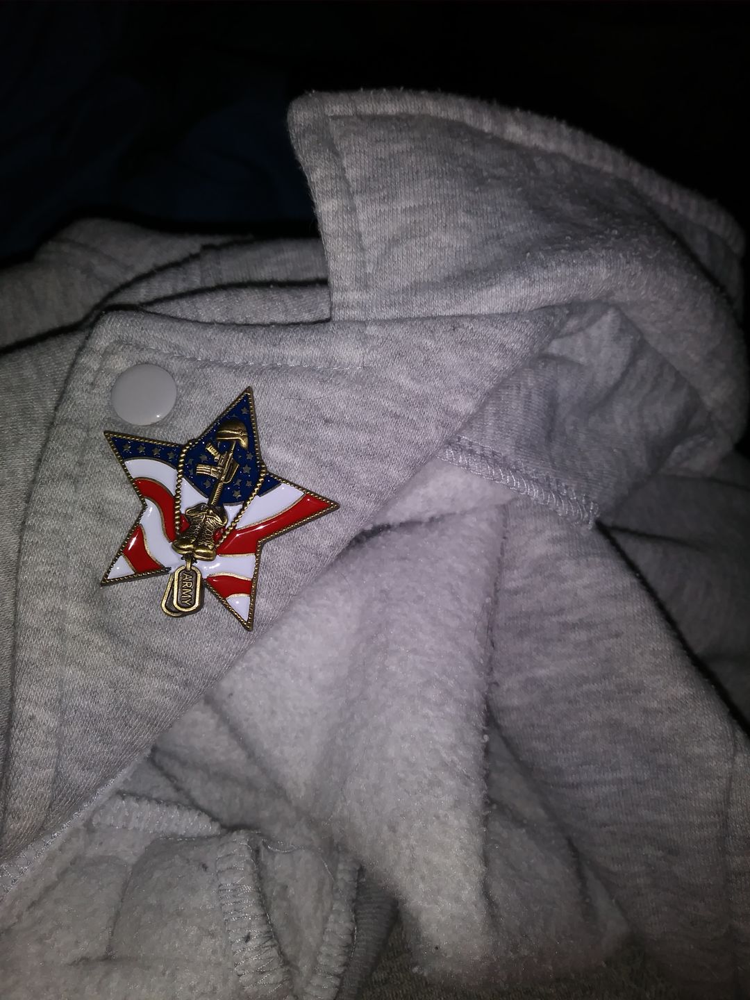Customer photo review of US Army Veteran Pin