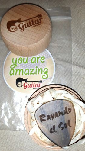 Customer photo review of Beautiful Customized Wood Name Pick