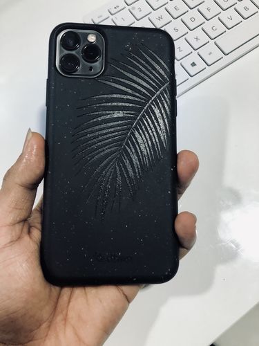 Customer photo review of Eco Friendly iPhone 11 Pro Max Phone Case - Palm Leaf in Charcoal Black