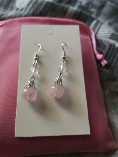 Customer photo review of BOUCLES PENDANTE AMETHYSTE