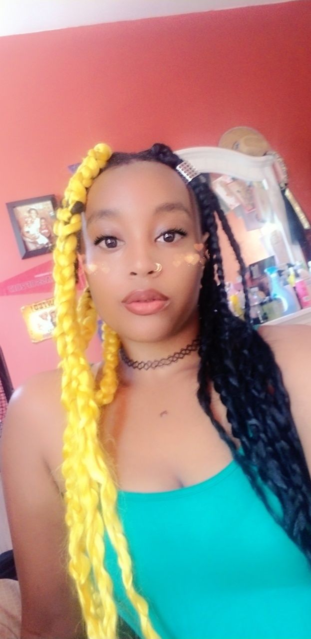 Customer photo review of OUTRE SYNTHETIC PRE STRETCHED ULTRA BRAID - XPRESSION 3X 52"