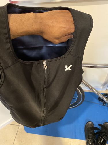 Customer photo review of Men's Zipper Heat Trapping Sweat Vest