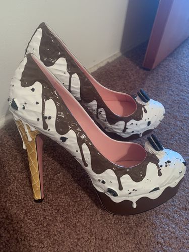 Customer photo review of Cookies and Cream Ice Cream Heels