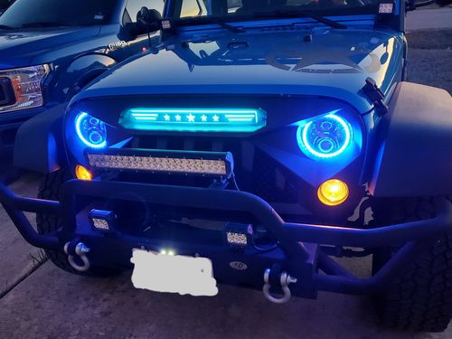 Customer photo review of Gladiator Grille w/ Blue Star DRL ( 07 - 18 Jeep Wrangler JK )