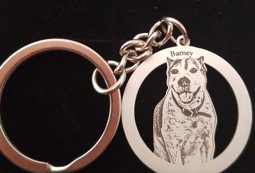 Customer photo review of Silvercut™ Keychain