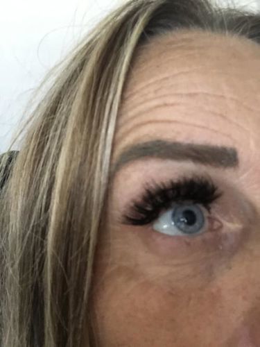 Customer photo review of Magnetic Eyeliner & Lash Kit by LashAura™ - (60% OFF)