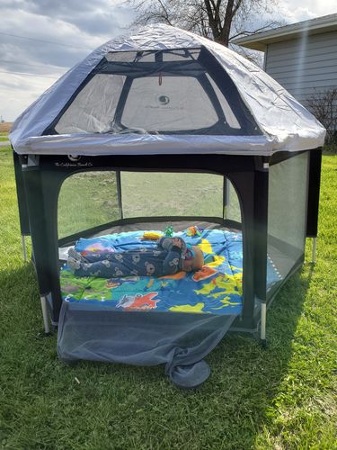 Customer photo review of Pop N' Go® Playpen