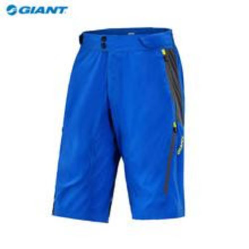 Customer photo review of Giant Realm Trail Shorts