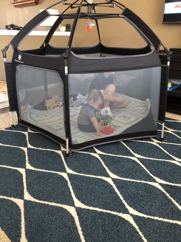 Customer photo review of Pop N' Go® Playpen