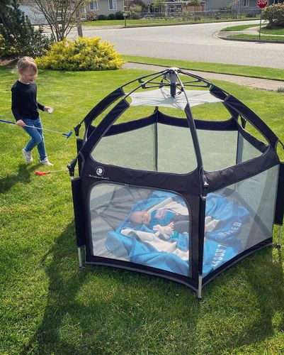 Customer photo review of Pop N' Go® Playpen