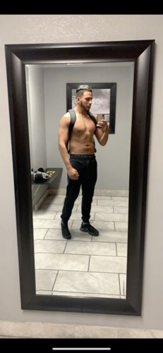 Customer photo review of BMFIT Premium All Red Series - Heavy Duty Elbow Wraps 36"