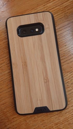 Tracy T. review of Samsung Galaxy S10e 128GB Prism Black Unlocked Refurbished Pristine image 1 out of 1