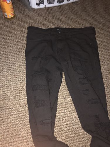 Customer photo review of Ripped & Repaired Skinny Fit Denim Jet Black (M4760T)