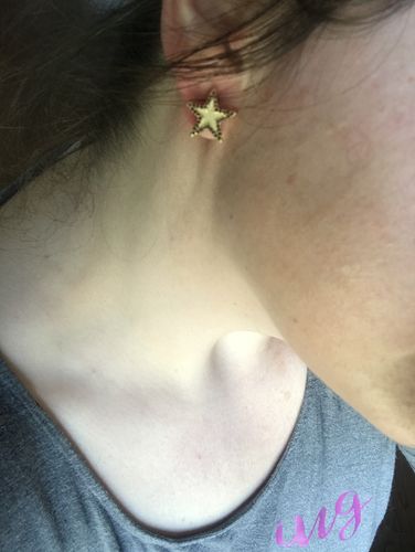 Customer photo review of Oversized Star Stud Earrings with Enamel and Pave
