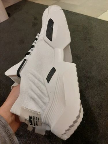 Customer photo review of Lekens Betrutti II Sneakers