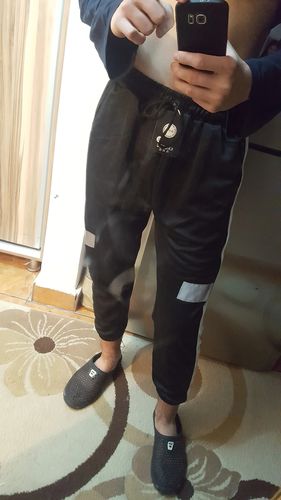 Customer photo review of Jules Lucieer Joggers
