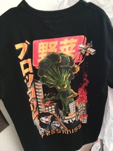 Customer photo review of Ilus Belmon T-Shirt