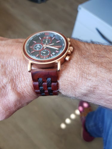 Customer photo review of Wood o'clock - Rotholz