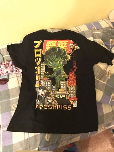 Customer photo review of Ilus Belmon T-Shirt