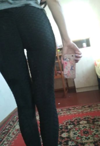 Customer photo review of GYMKARTEL® ANTI-CELLULITE AND PUSH UP LEGGINGS - BLACK