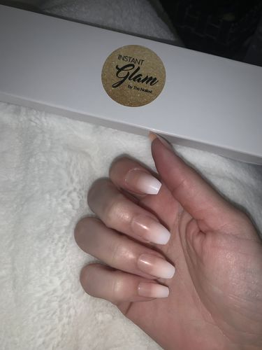 Customer photo review of INSTANT GLAM- BABY BOOMER NUDE OMBRÉ SET